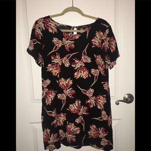 Obey (M) loose fitting dress